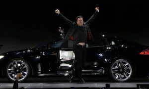 tesla model s plaid elon musk 300x180