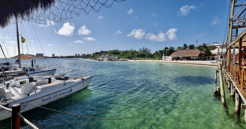 shoreline of Playa Tortugas