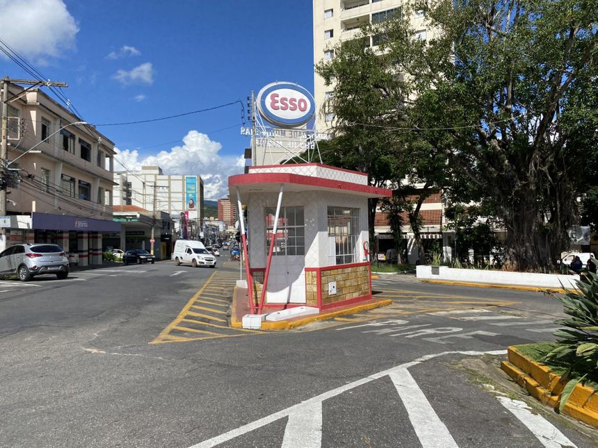 O Menor Posto de Gasolina do Mundo