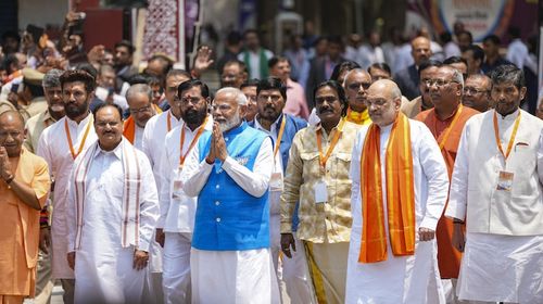 Sources informed PTI that a senior BJP functionary called the MPs to the meeting without disclosing the agenda.