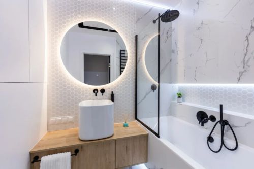 small luxury bathroom design