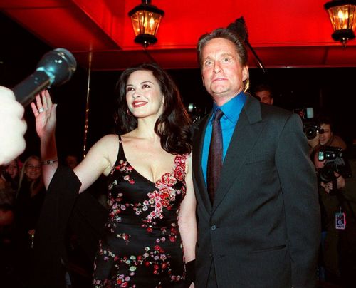 Michael-Douglas-and-Catherine-Zeta-Jones 5-November-2000-wedding