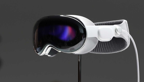 苹果Vision Pro国行版开启预购，1TB版售价32999起