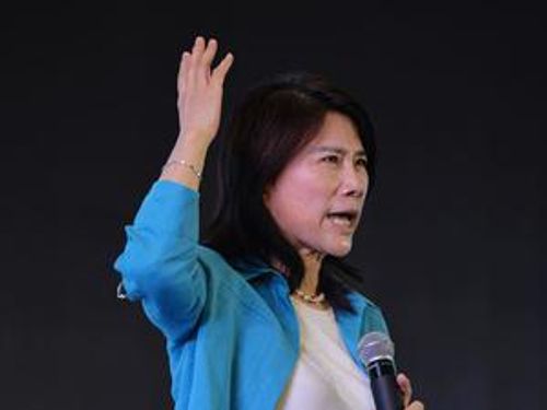 董明珠还能为格力奋战多久？|《至少一个小时》