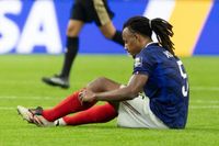 Tottenham prepares €65 million bid to sign Barcelona defender Jules Kounde