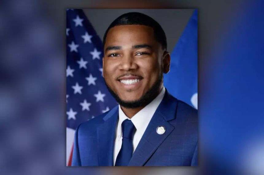 Louisiana Mayor Arrested for Buying Illegal Drugs, Soliciting Prostitute