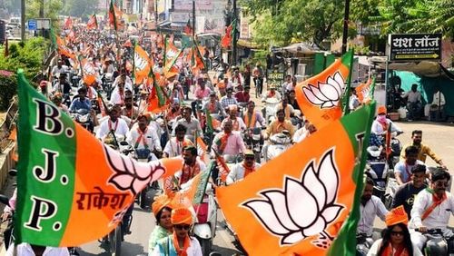 The Lok Sabha Elections 2024 are taking place in seven phases. The BJP-led NDA and the Opposition's INDIA bloc are the main rivals.
