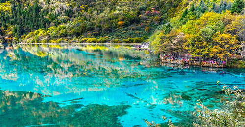 Majestic Three Gorges along Yangtze River