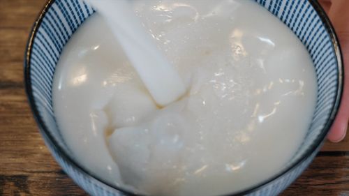 Global variations of double-skin milk