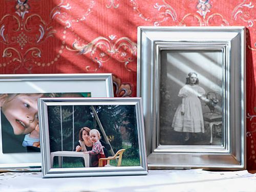 family photographs - she pic stock pictures, royalty-free photos & images