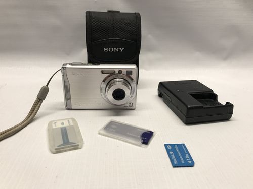 Sony Cybershot DSCW80 7.2MP Digital Camera with 3x Optical Zoom and Super Steady Shot (Silver) (OLD MODEL)