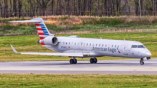 American_Eagle_CRJ-700_N709PS_at_Charlotte,_2022.jpg