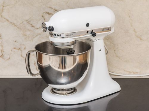 white kitchenaid mixer ksm150pswh
