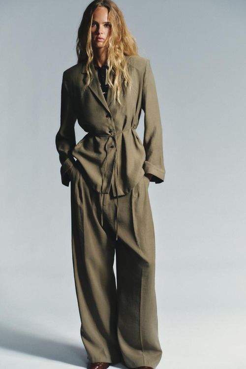 Zara BLAZER WITH SHOULDER PADS AND THIN BELT - Dark khaki