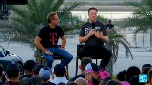Iran : Starlink, le satellite d'Elon Musk qui contourne le blocage d'internet