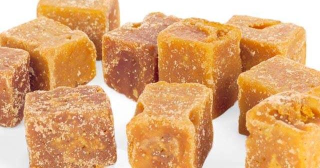 Regular intake of jaggery with stale mouth, lukewarm water, helps in making the body perfect along with blood pressure.