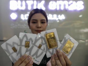 Harga Buyback Emas Antam Naik Rp72.000, Tembus Rp2,33 Juta per Gram
