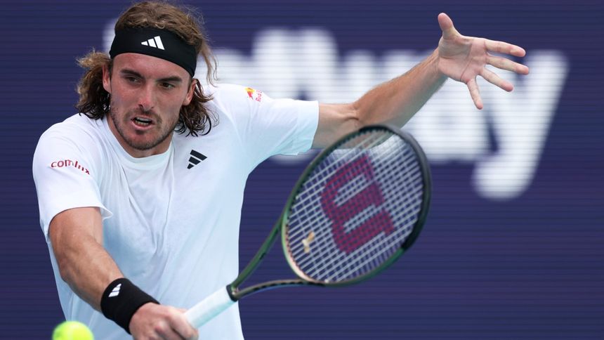 ATP Madrid Quarterfinal Best Bets | Picks for Aslan Karatsev vs Zhizhen Zhang, Stefanos Tsitsipas vs Jan-Lennard Struff article feature image